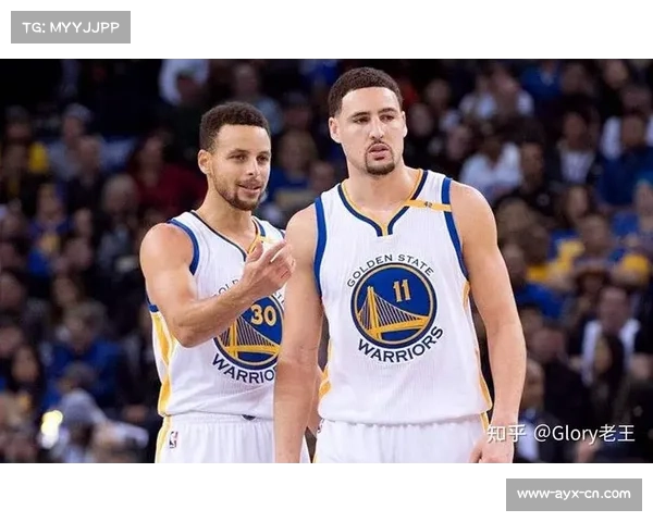 库里与汤普森搭档后场 水花兄弟成就勇士王朝 库里与汤普森搭档后场 水花兄弟成就勇士王朝